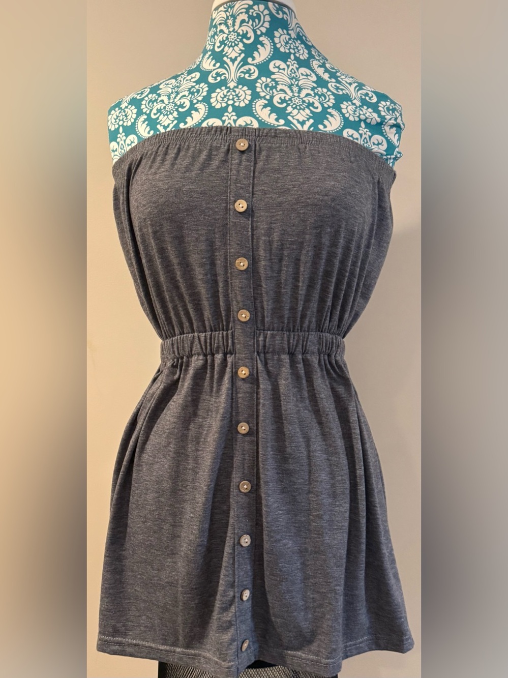 Strapless Grey Button-Front Casual Tube Top